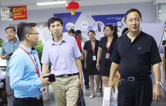 中等职业学校“双师型”教师培养培训基地督查组前往云和数据指导工作